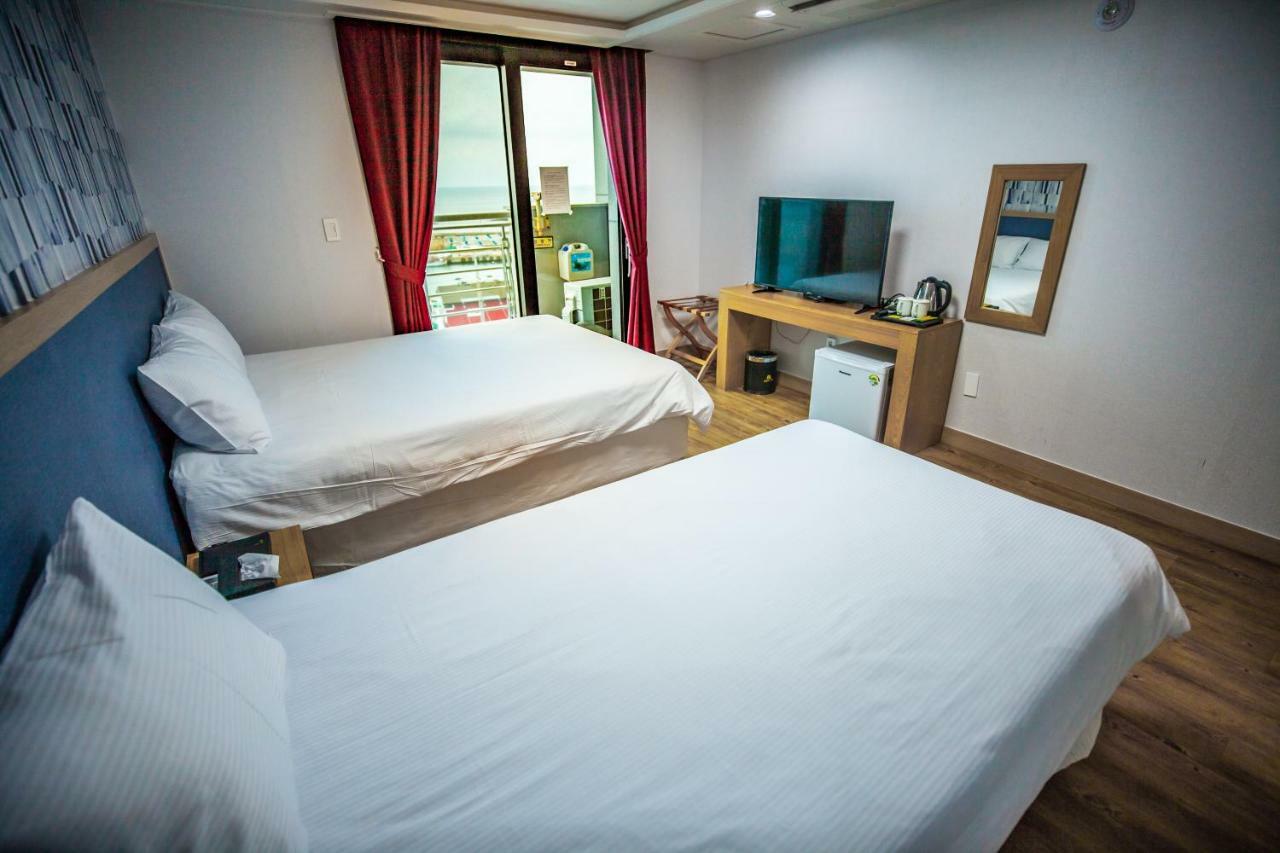 Jeju Moseulpo Hotel Szogüpho Kültér fotó